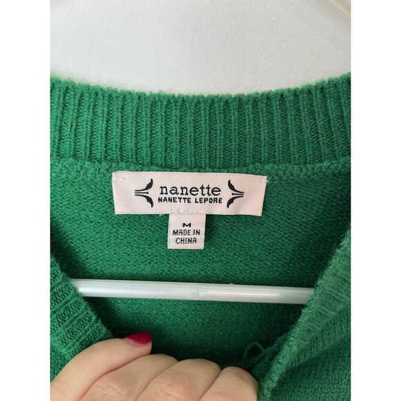 Nanette Lepore Sweater Womens Medium Green Flower Applique Crewneck Pullover - Picture 2 of 6